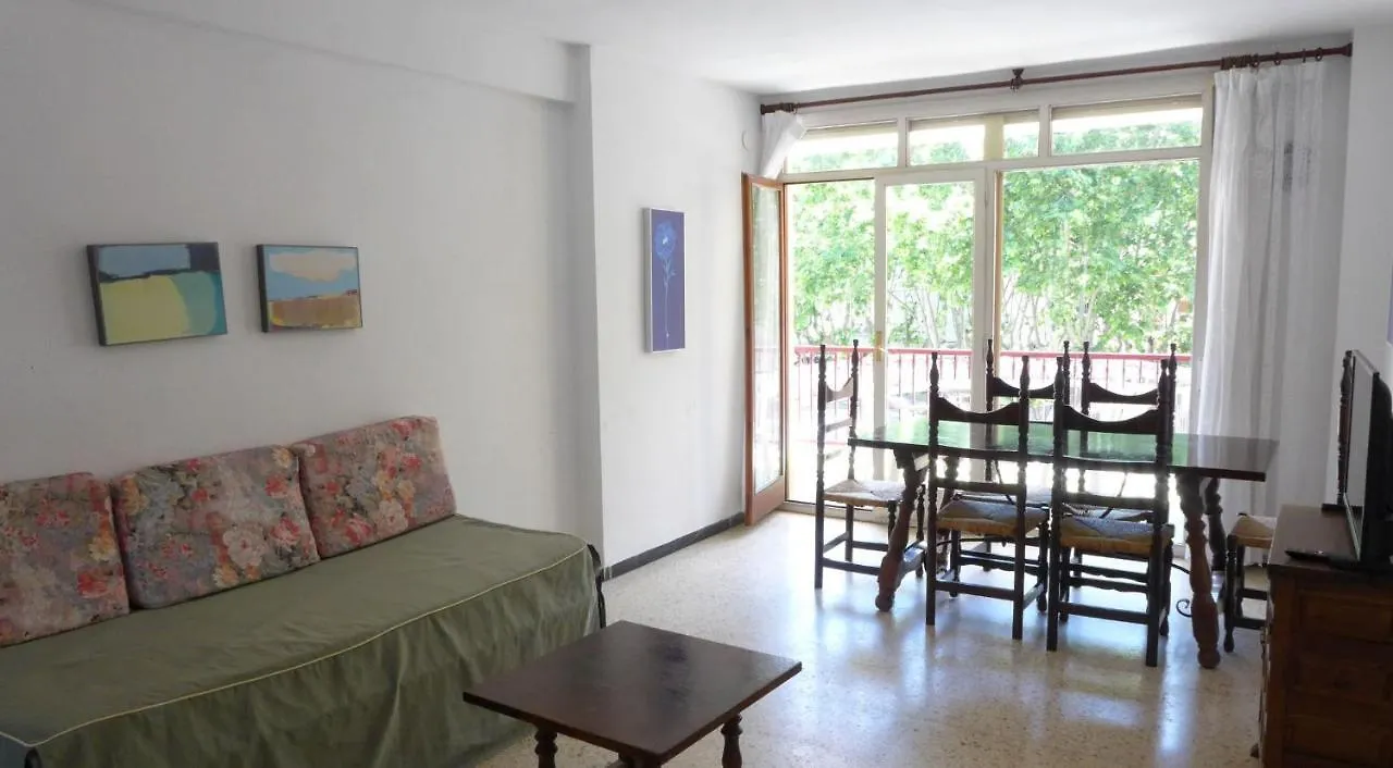 Apartamentos Alfonso I Palmyra 萨洛 西班牙
